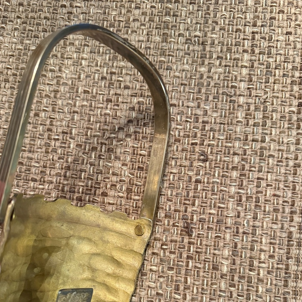 Nantucket Vintage Solid Brass Woven Pattern “Berry Bucket” Door Knocker - Picture 5 of 9